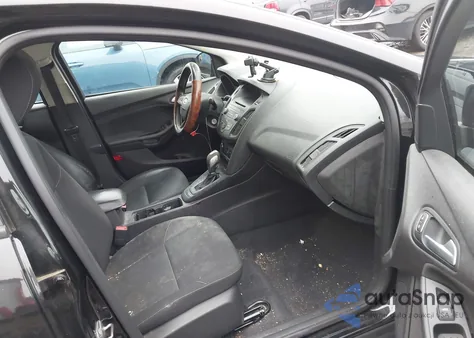 2015 Ford Focus Se из США, поврежденный, VIN 1FADP3F23FL258775